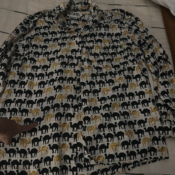 Silk camel blouse - Picture 6 of 6